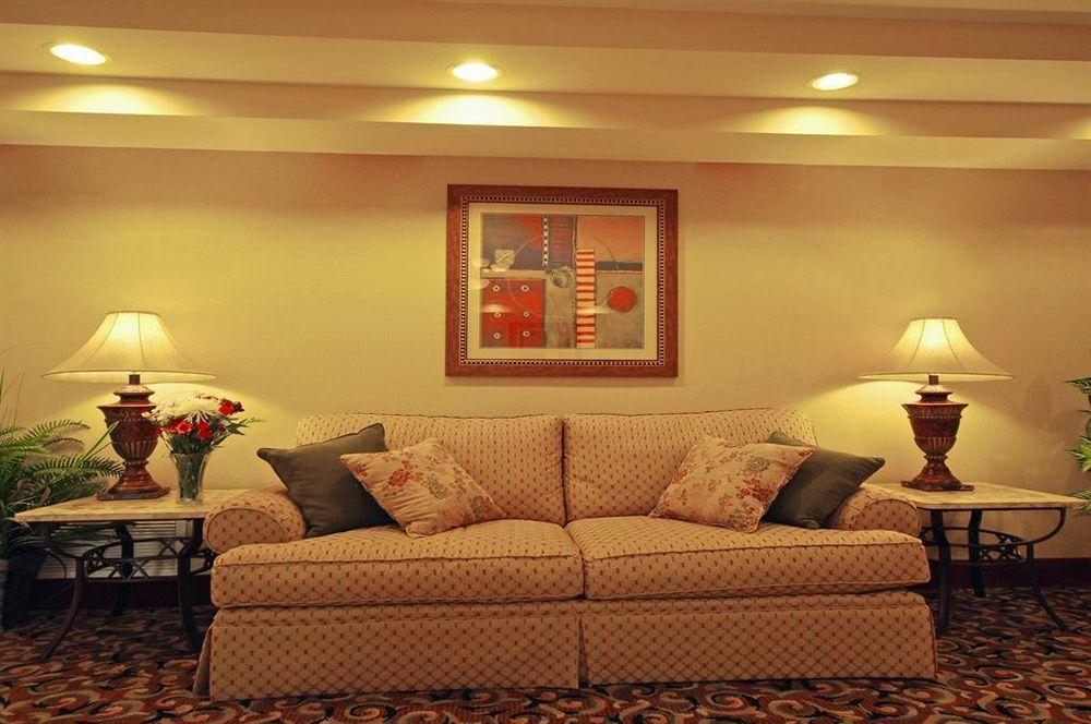 فندق سوبر 8 باي ويندهام جريت بيند Great Bend المظهر الخارجي الصورة